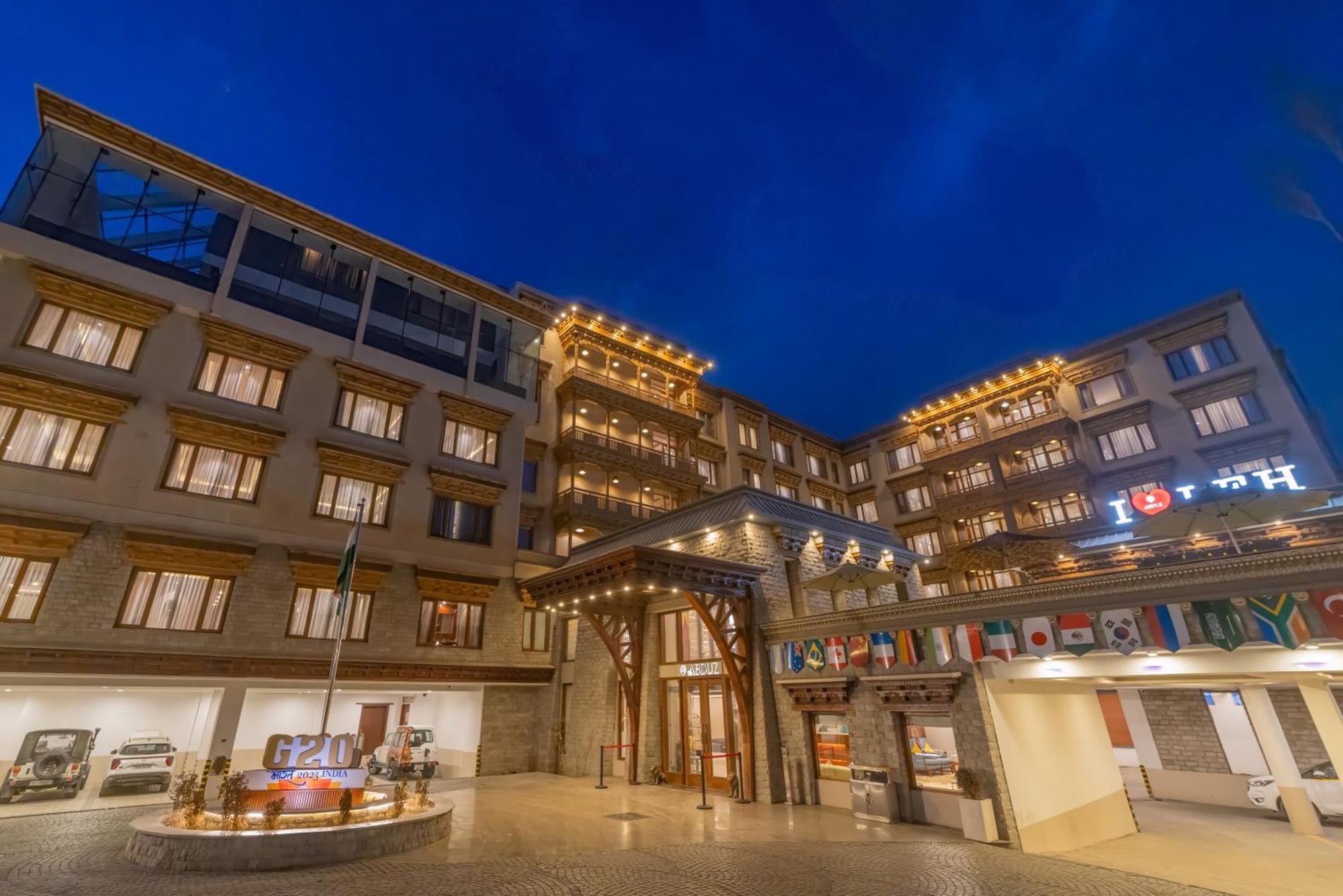 The Abduz Hotel Leh Exterior photo